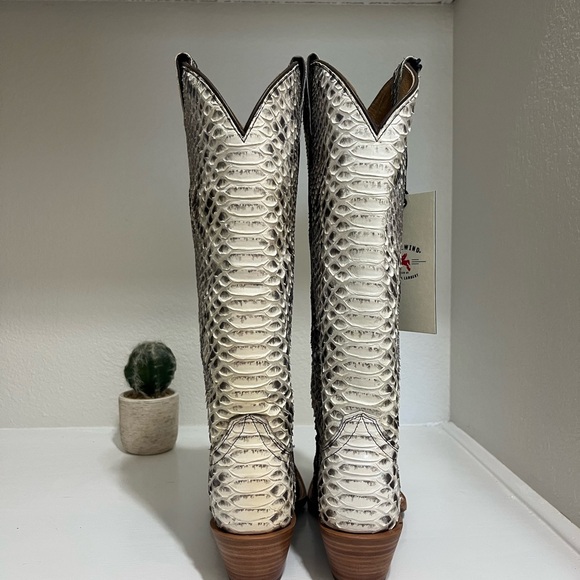 Idyllwind Slay Python Boots - NWT - Picture 4 of 5